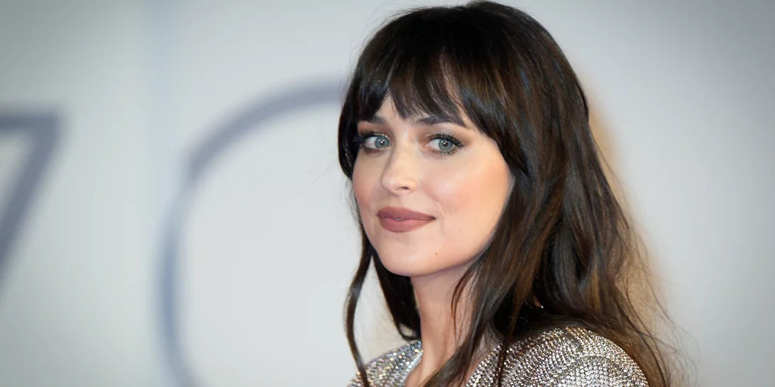 Φάκελος αφέλειες | Οι celebrities που τις υιοθέτησαν και άλλαξαν εντελώς το στιλ τους