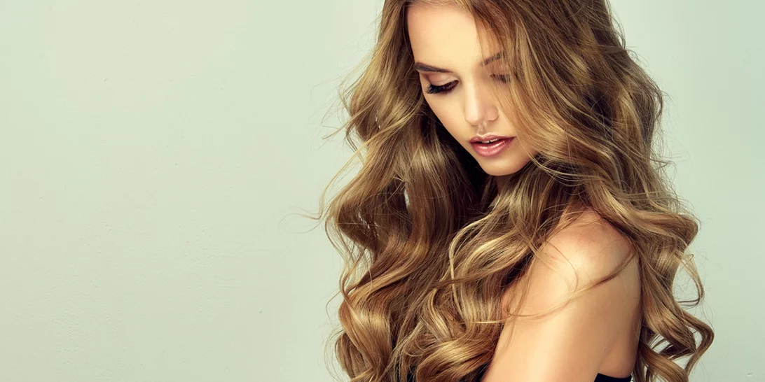 Οι αποχρώσεις ξανθού που πρέπει να δοκιμάσεις αυτήν την άνοιξη