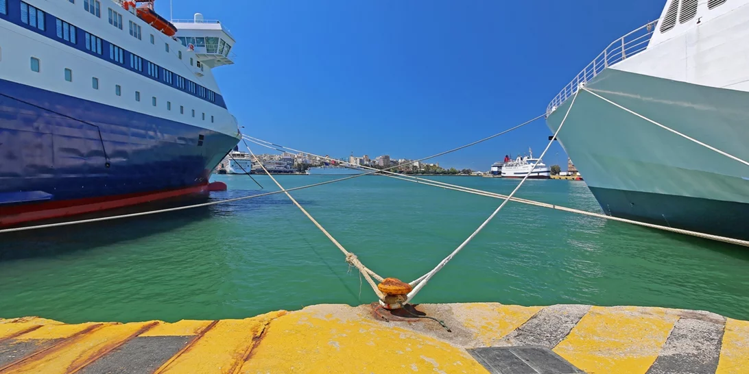 Αγίου Πνεύματος | Η πρώτη καλοκαιρινή απόδραση - Πάνω από 20.000 επιβάτες έφυγαν χθες μόνο από τον Πειραιά