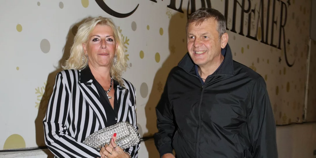 Απόστολος Γκλέτσος | Σπάνια εμφάνιση με τη σύντροφό του, Ιζαμπέλα Αρβανίτη