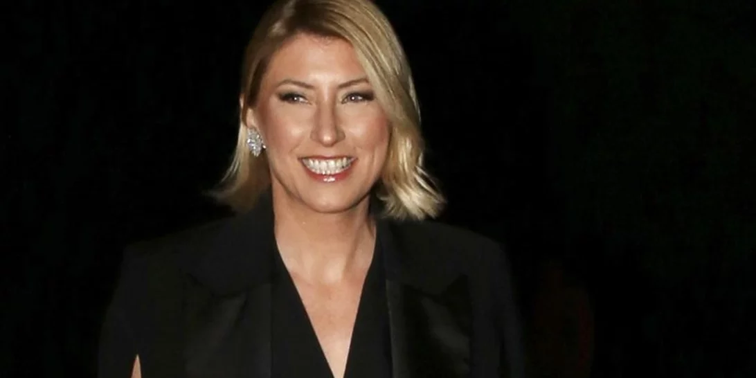 Απροσδόκητος επισκέπτης στο στούντιο του κεντρικού δελτίου ειδήσεων του ΣΚΑΪ - Η αντίδραση της Σίας Κοσιώνη