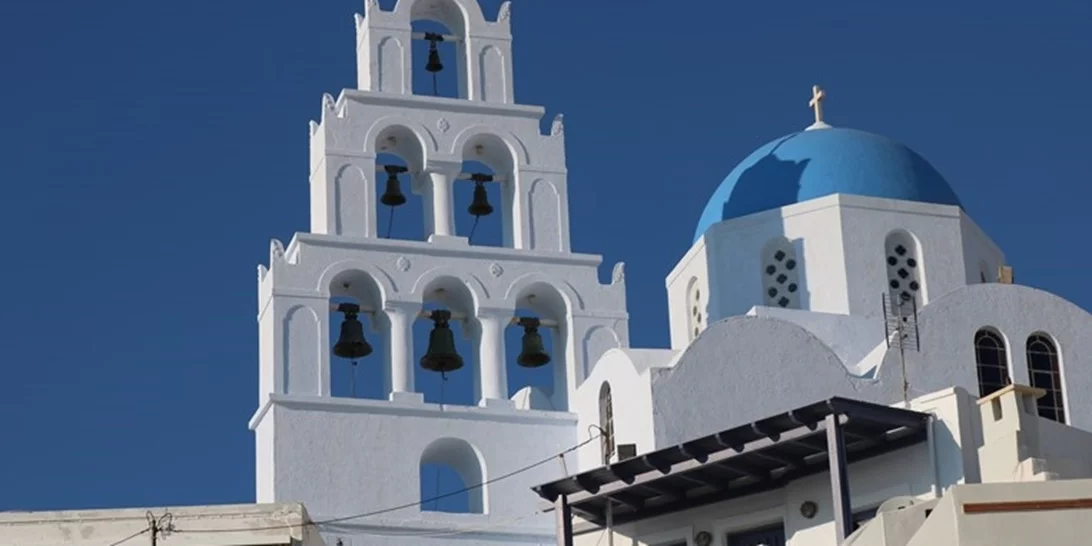 15 Αύγουστος: Το "μικρό Πάσχα" του καλοκαιριού και οι γυναίκες που κρατούν ζωντανές τις παραδόσεις