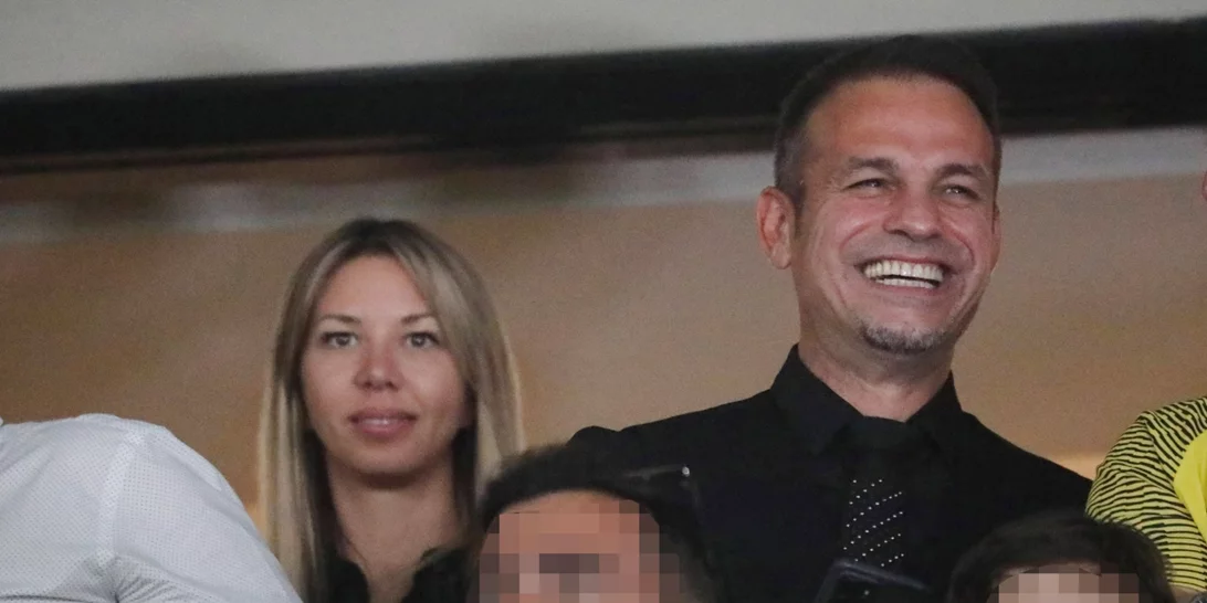 Ο Ντέμης Νικολαΐδης σχολιάζει τις φήμες πως θα γίνει ξανά πατέρας | "Ας γράφουν τις βλακείες τους"