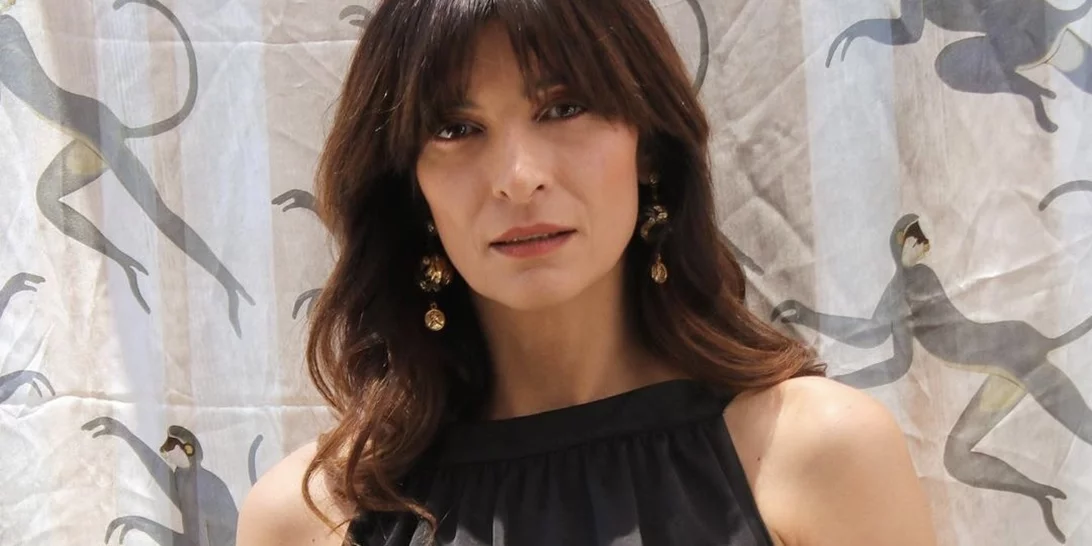 Αντιγόνη Κουλουκάκου | Ο ορός αντιγήρανσης που εμπιστεύεται χαρίζει (και) μοναδική λάμψη στην επιδερμίδα