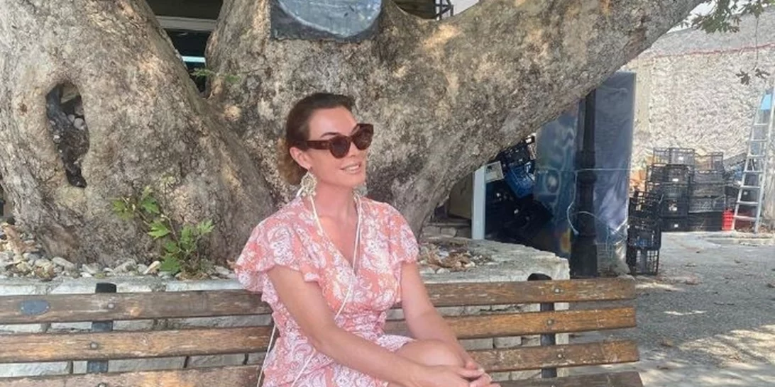 Τατιάνα Στεφανίδου |  Το Zara φόρεμά της αποπνέει ανεπιτήδευτη κομψότητα