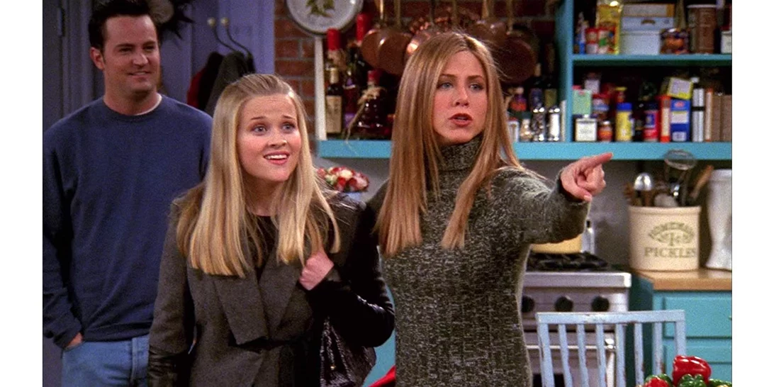 Lisa Kudrow | Μοιράζεται τη συγκινητική στιγμή από το reunion των Friends που λίγοι πρόσεξαν