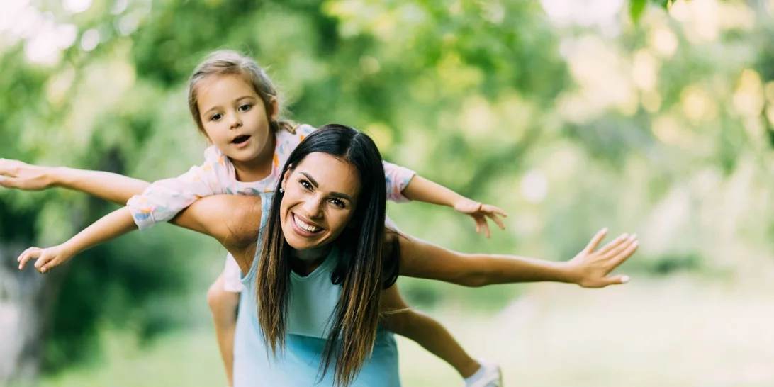 Γιατί τον Μάιο οι μαμάδες νιώθουμε περισσότερη εξάντληση;