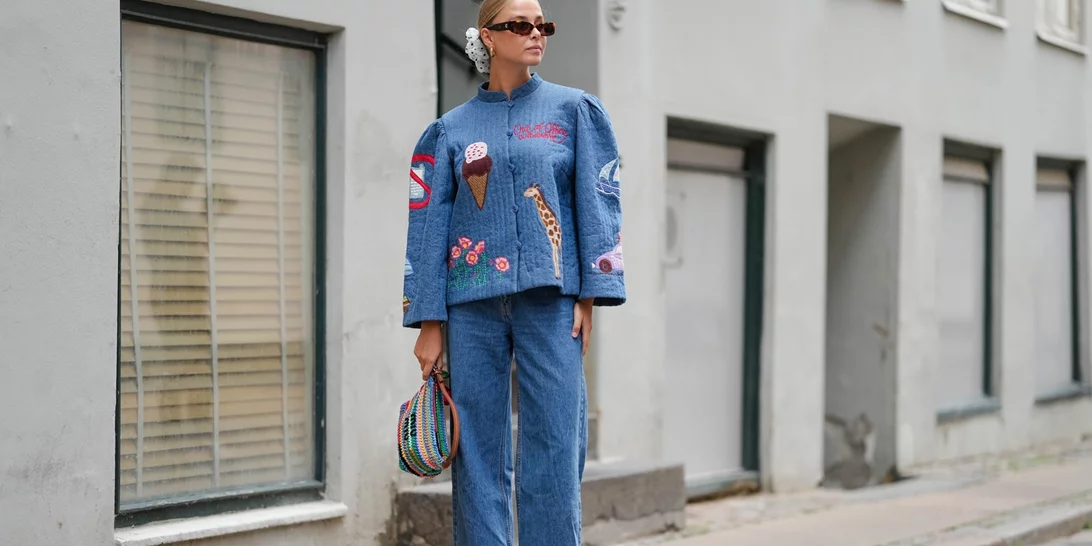 Το ριγέ παντελόνι από τη Mango για να επιστρέψεις στο γραφείο με άνεση και στιλ