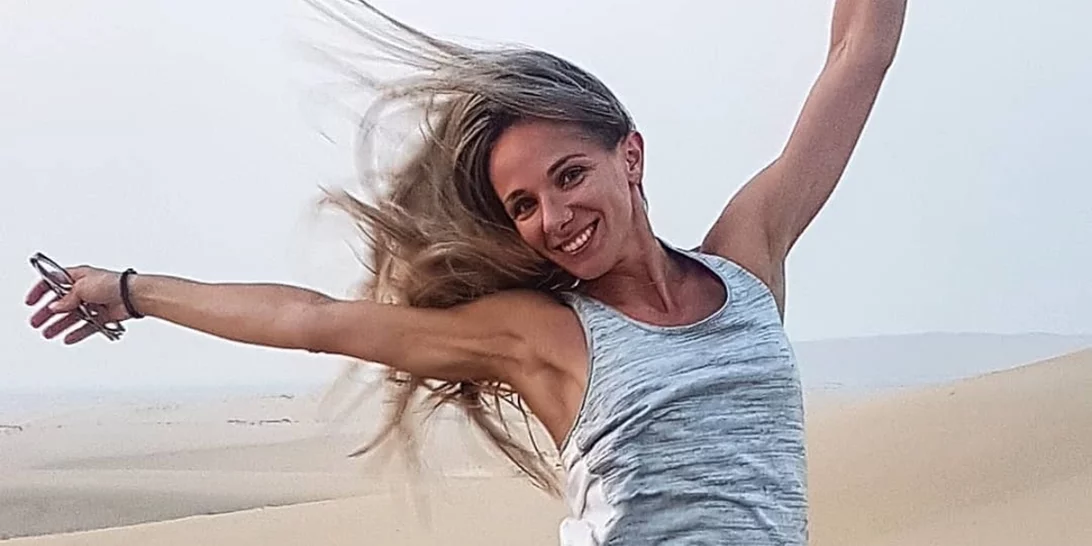 Η Αντιγόνη Ντρισμπιώτη με το BSB κοστούμι που θα σε ρωτούν όλες από πού το πήρες