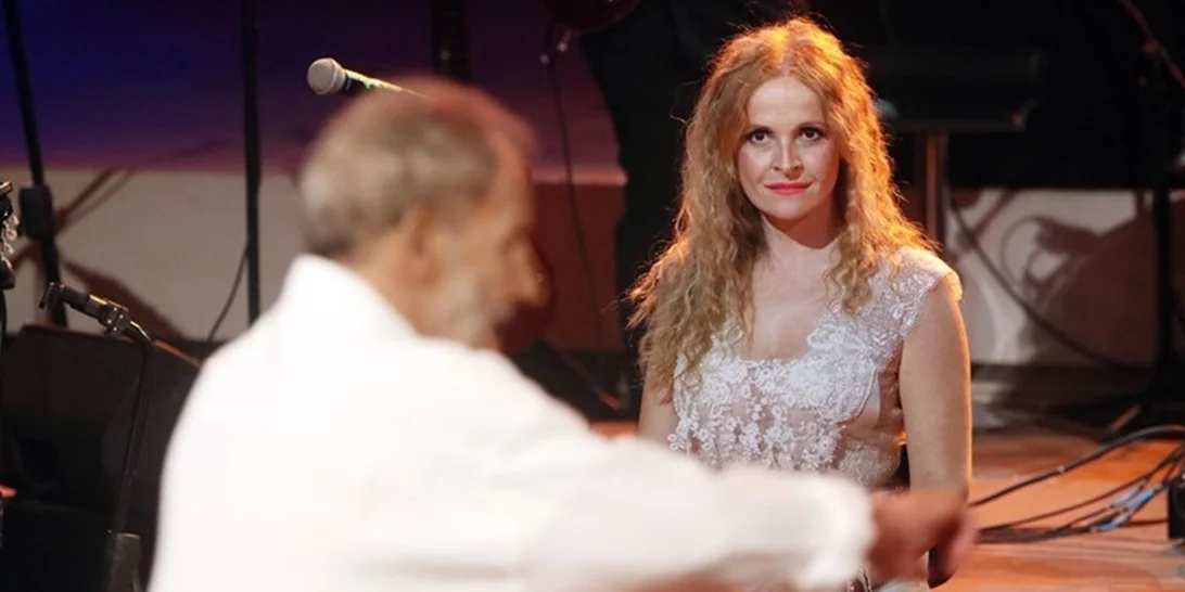 Ηρώ Σαΐα | H φινετσάτη σύζυγος του Σταύρου Ξαρχάκου με black & white look