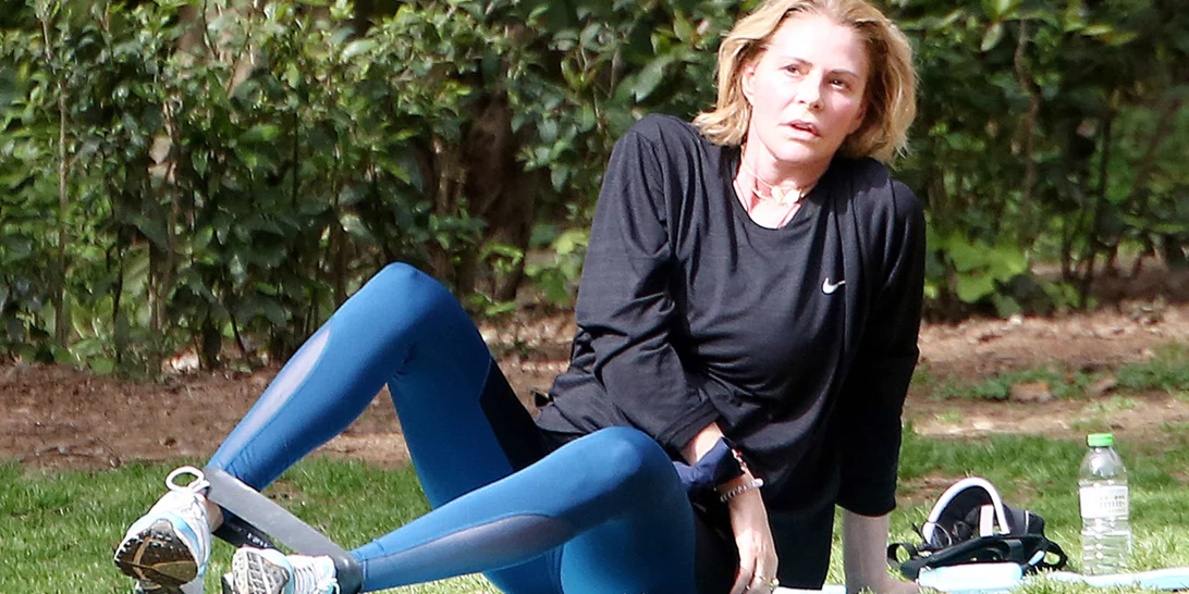 Τζένη Μπαλατσινού | Σε άψογη φόρμα 4 μήνες μετά τη γέννα - Η γυμναστική που ακολουθεί