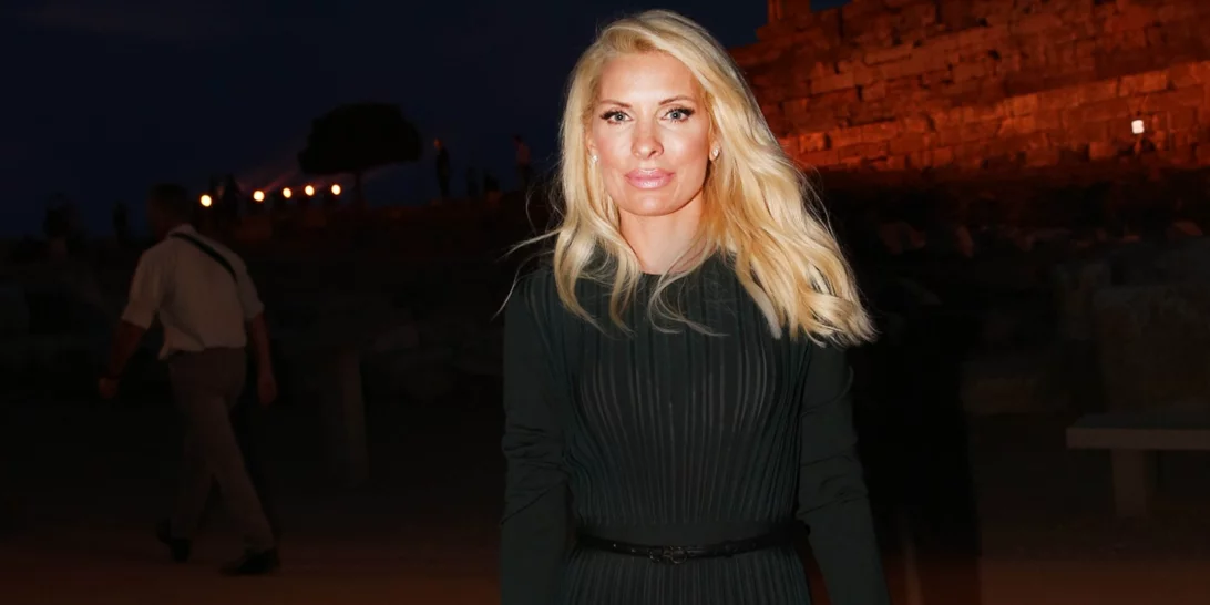 Ελένη Μενεγάκη | Πόσο έχει αλλάξει το στιλ της με την επιστροφή της στην τηλεόραση