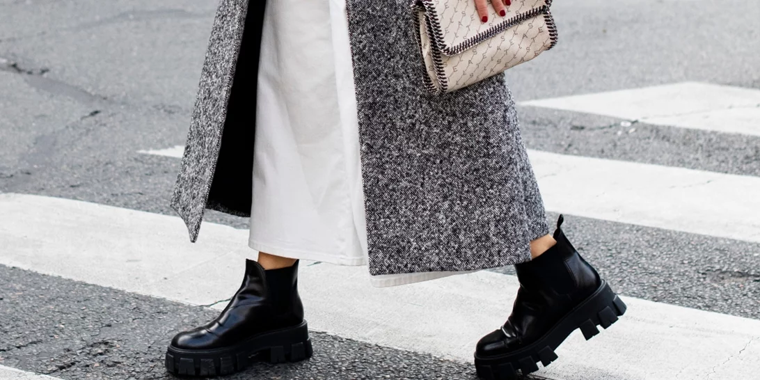 10 stylish flat παπούτσια για εσένα που βαρέθηκες τα sneakers