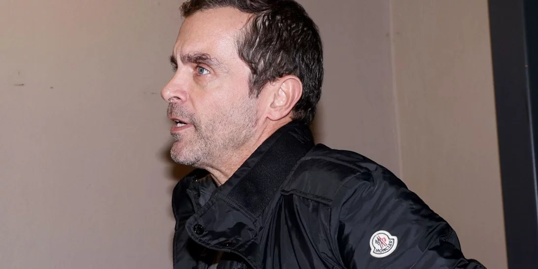 Κωνσταντίνος Μαρκουλάκης | Χαμογελαστός στο Κουκάκι μετά την είδηση του χωρισμού του