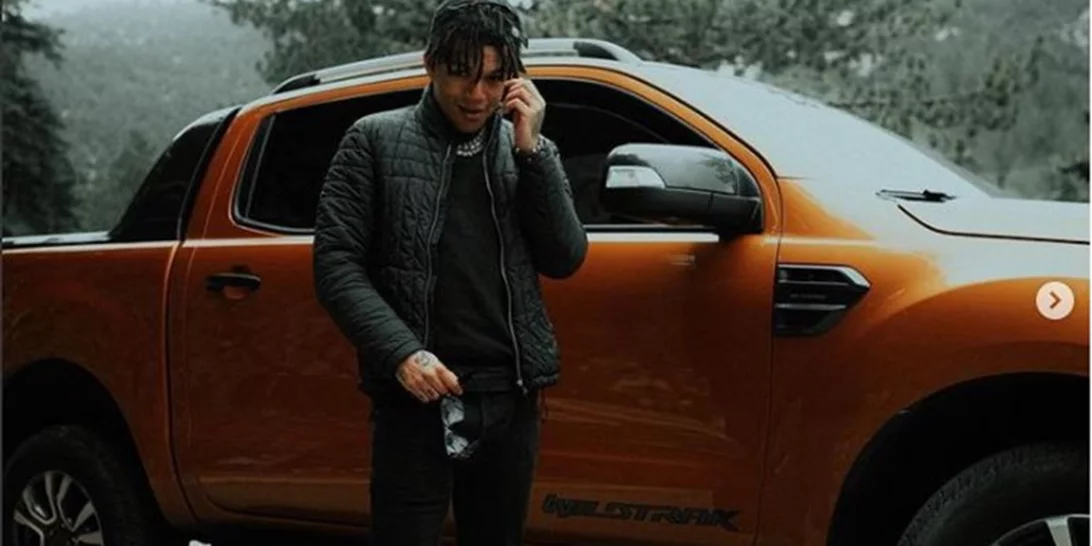 Thug Slime: Ποιος είναι ο 25χρονος ράπερ με τα... μαχαίρια - Φίλος του Mad Clip και συμμαθητής του Κώστα Αντετοκούνμπο