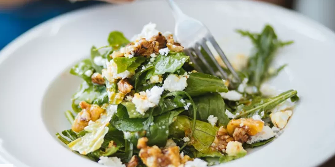 3 ιδέες για να δημιουργήσεις τις πιο νόστιμες χειμωνιάτικες σαλάτες