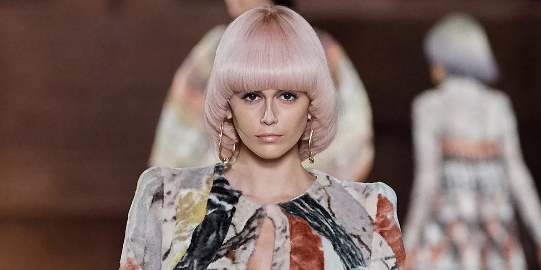 Τα πιο θρυλικά beauty looks από τις εβδομάδες μόδας του παρελθόντος