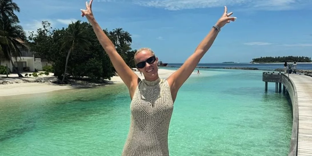 Σε wine bar του Πειραιά η Έλενα Ασημακοπούλου | Η ρομαντική έξοδος