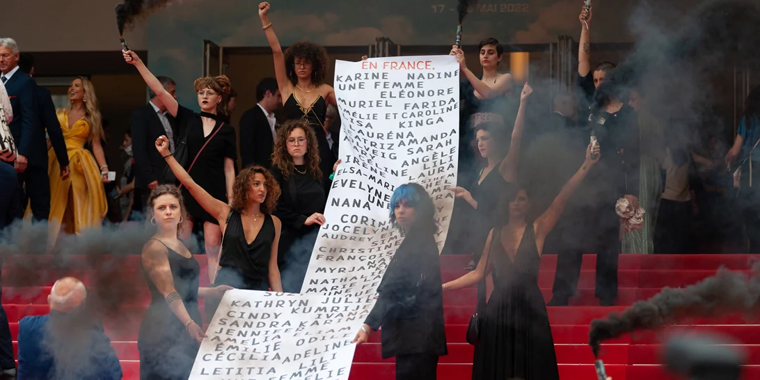 Διαμαρτυρία για τις γυναικοκτονίες στο Φεστιβάλ Καννών