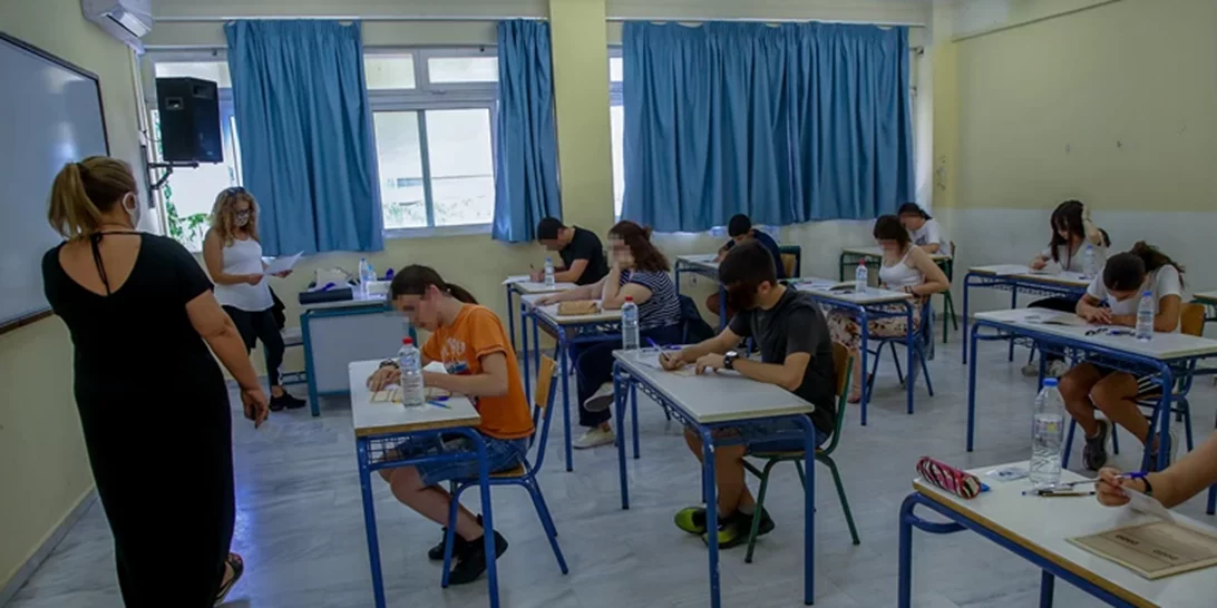 Ξεκινούν οι προαγωγικές και απολυτήριες εξετάσεις στα Λύκεια - Πότε κλείνουν Γυμνάσια, Δημοτικά, Νηπιαγωγεία