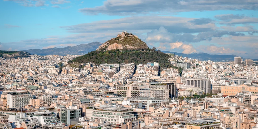 Καιρός |  Υποχωρεί η αφρικανική σκόνη, ανεβαίνει σταδιακά η θερμοκρασία – Σε ποιες περιοχές θα βρέξει