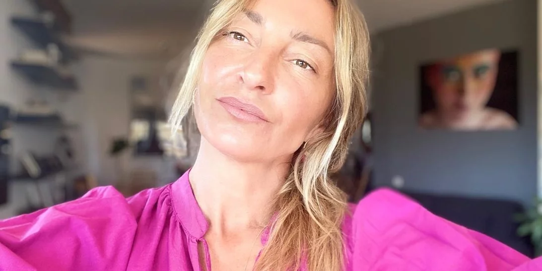 Ρούλα Ρέβη | Η καλλιτεχνική φωτογραφία με την κατάξανθη κόρη της και τον cool γιο της