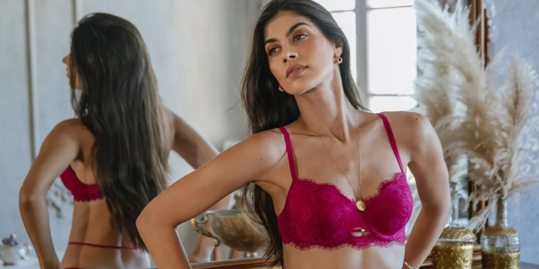 Τα θηλυκά σετ εσωρούχων που είναι το ιδανικό δώρο για την ημέρα του Αγίου Βαλεντίνου