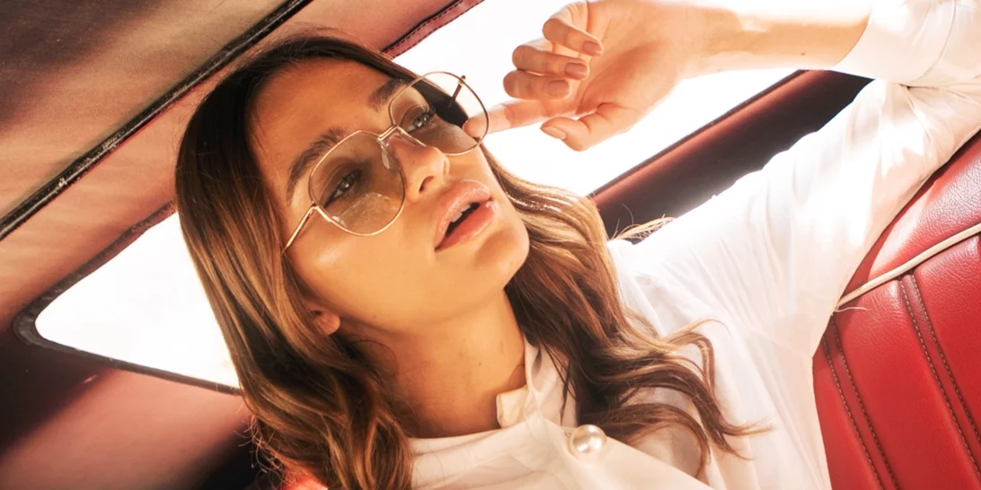 Βρήκαμε τα γυαλιά ηλίου που θα φορούσε μια celebrity | Ποια σχέδια να διαλέξεις