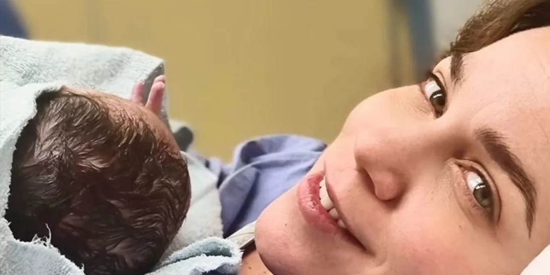 Κατερίνα Στικούδη | Η νέα της καθημερινότητα με το νεογέννητο μωράκι της σε 3 λέξεις (βίντεο)