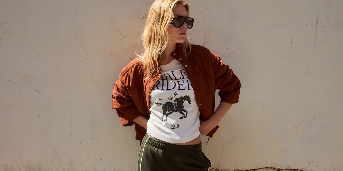 Βρήκαμε τα casual sport κομμάτια από τη Stradivarius που θα φορέσεις το φθινόπωρο