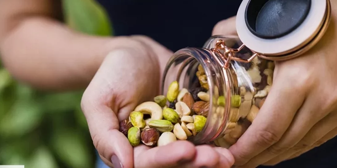 Ξέχνα τα καρότα! Αυτό το σνακ κρατάει την όρασή σου στα καλύτερά της