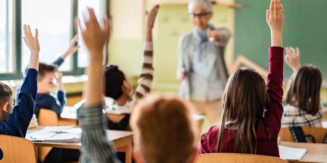 Άνοιγμα σχολείων - Κεραμέως: Περισσότερα τεστ και μάσκες - Αλλάζουν τα πρωτόκολλα για μαθητές