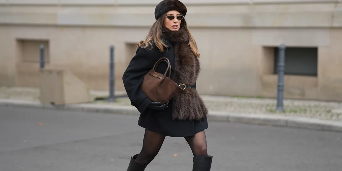 Γούνινο καπέλο και κασκόλ | Τα μοντέρνα looks που θα σε πείσουν να φορέσεις τα πιο ζεστά αξεσουάρ