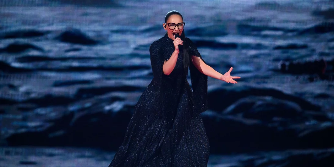 Σαν έναστρος ουρανός | Το Deux Hommes φόρεμα της Klavdia κέρδισε την Eurovision