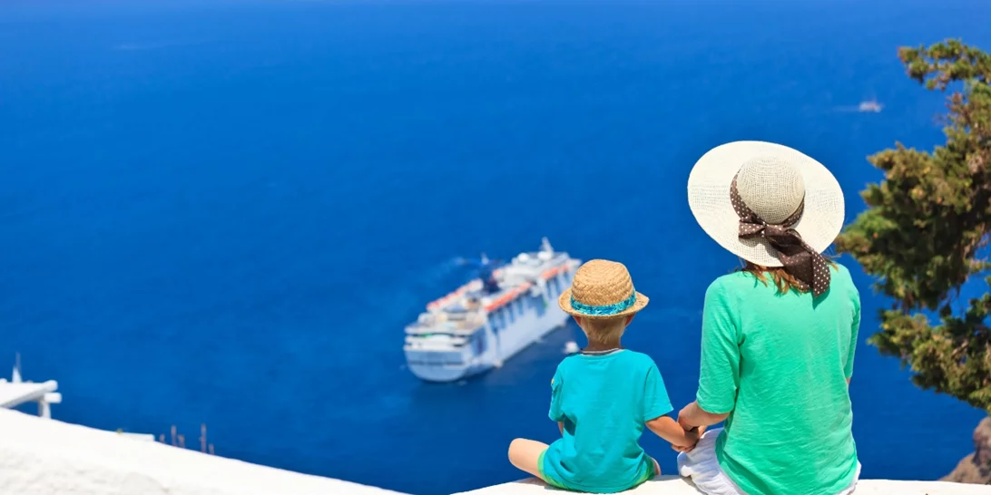 Επίσημο | Μόνο με αρνητικό μοριακό ή rapid τεστ τα ταξίδια στα νησιά για τους ανεμβολίαστους από τη Δευτέρα