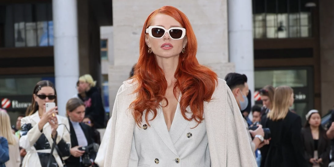 Η μάλλινη φούστα από τη Massimo Dutti που αποπνέει πολυτέλεια