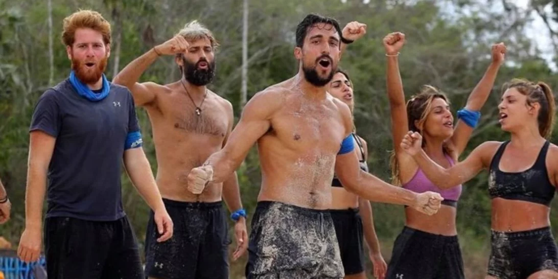 Αποχώρηση James Καφετζή - Survivor |  Οι αναρτήσεις της οικογένειάς του