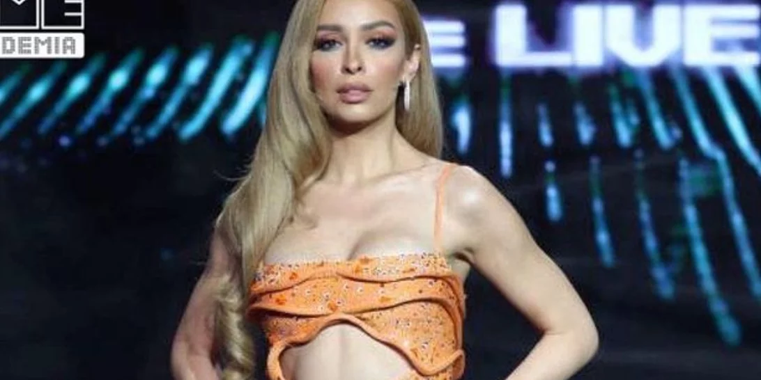 Ελένη Φουρέιρα | Η πολυσυζητημένη εμφάνισή της στο 3ο live του House of Fame