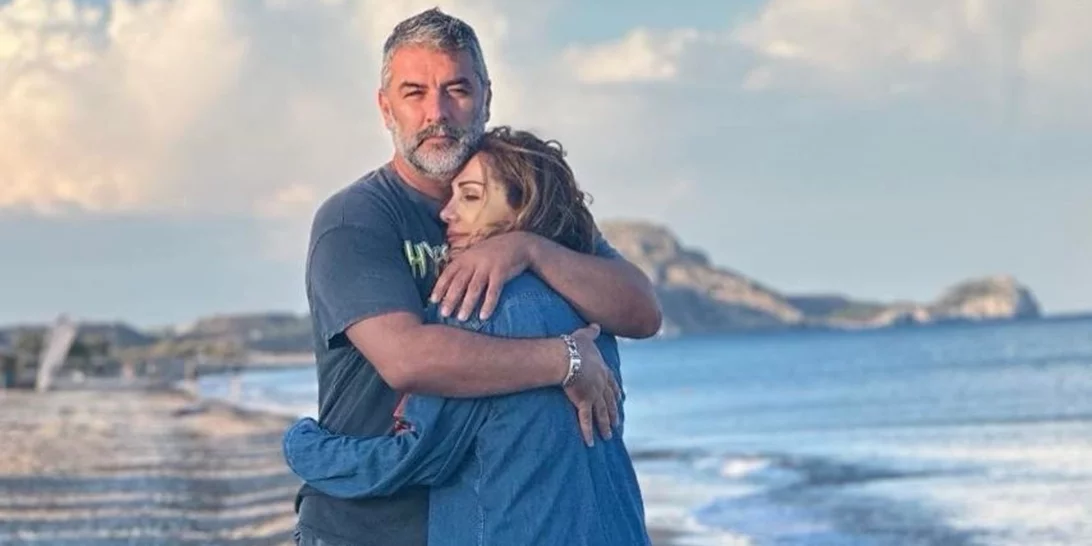 Δέσποινα Βανδή | Το Celia Kritharioti vinyl φόρεμά της και τα σχόλια στα social media