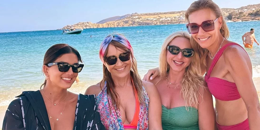 Η Μάρα Ζαχαρέα και η Σταματίνα Τσιμτσιλή στο Κάιρο | Τα super style σύνολά τους στις πυραμίδες