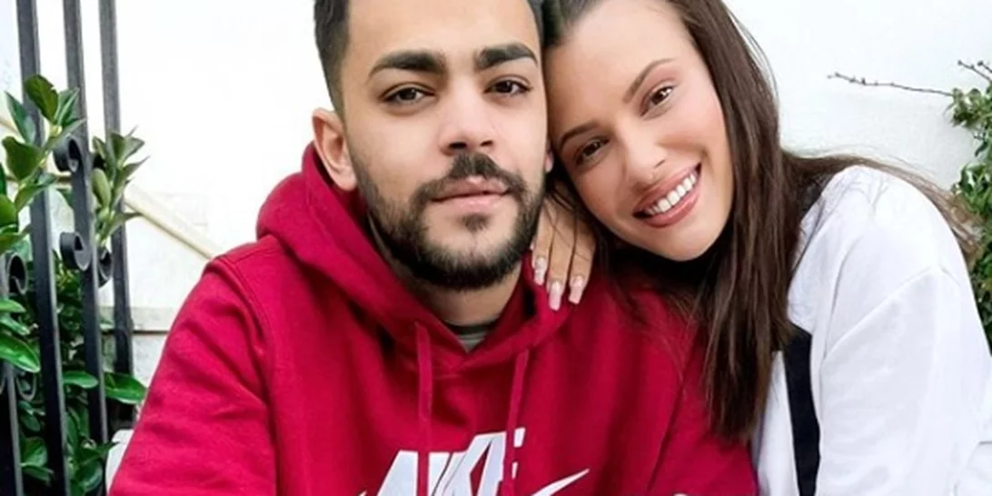 Λάουρα Νάργες - Χρήστος Σαντικάι | Γάμος και βάφτιση μαζί