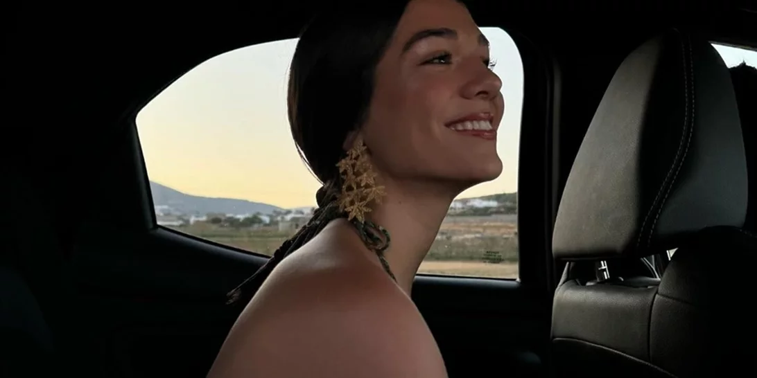 Μελίνα Νικολαΐδη | Στο κομμωτήριο για το χτένισμα του τριημέρου