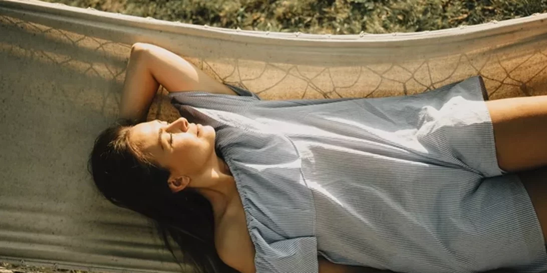 Μεσημεριανή σιέστα | Μια λατρεμένη παράδοση για την αντιμετώπιση της ζέστης