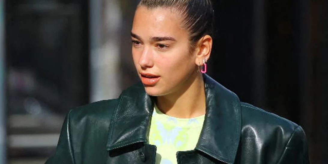 Dua Lipa | Το 80s inspired eye makeup look της με την υπογραφή της Lisa Eldridge