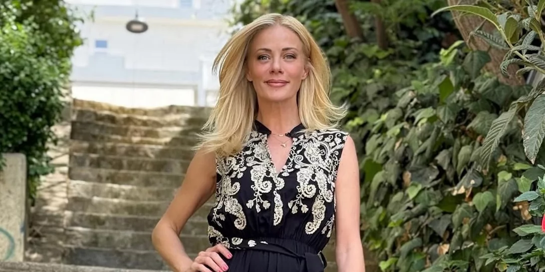 Η Ζέτα Μακρυπούλια απαντά σε δέκα άβολες ερωτήσεις: "Ήταν μια λίγο αισχρή ατάκα, αφορούσε μέρος του σώματός μου"