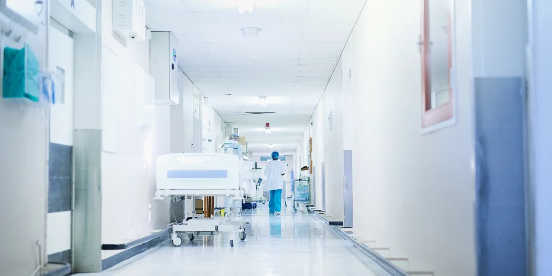 Πρώτο επιβεβαιωμένο κρούσμα ευλογιάς των πιθήκων στην Ελλάδα - Τι προβληματίζει για τη μετάδοση της νόσου