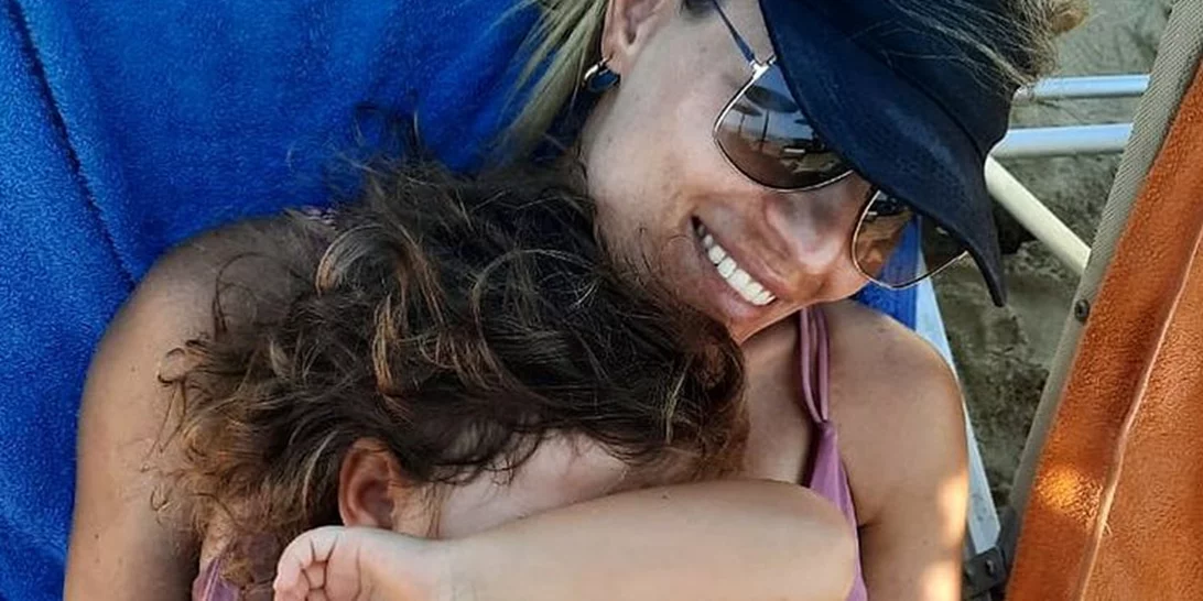 Ελεονώρα Μελέτη | Ποζάρει αγκαλιά με την τριών ετών κόρη της, Αλεξάνδρα, με αφορμή τη γιορτή της
