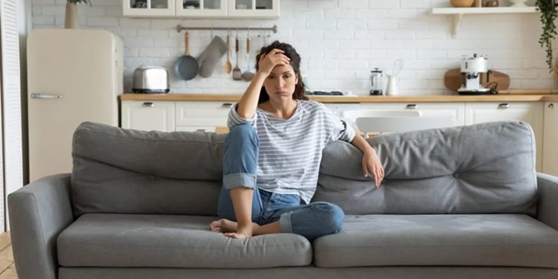 Διαταραχές στον κύκλο, άσθμα, αϋπνία και δερματικές παθήσεις από άγχος |  Πώς αντιμετωπίζονται;