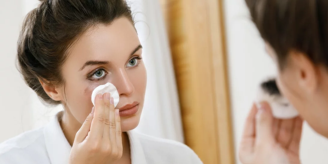 To ντεμακιγιάζ ματιών δεν ήταν ποτέ ευκολότερο | Το νέο νερό micellaire που θα σου λύσει τα χέρια