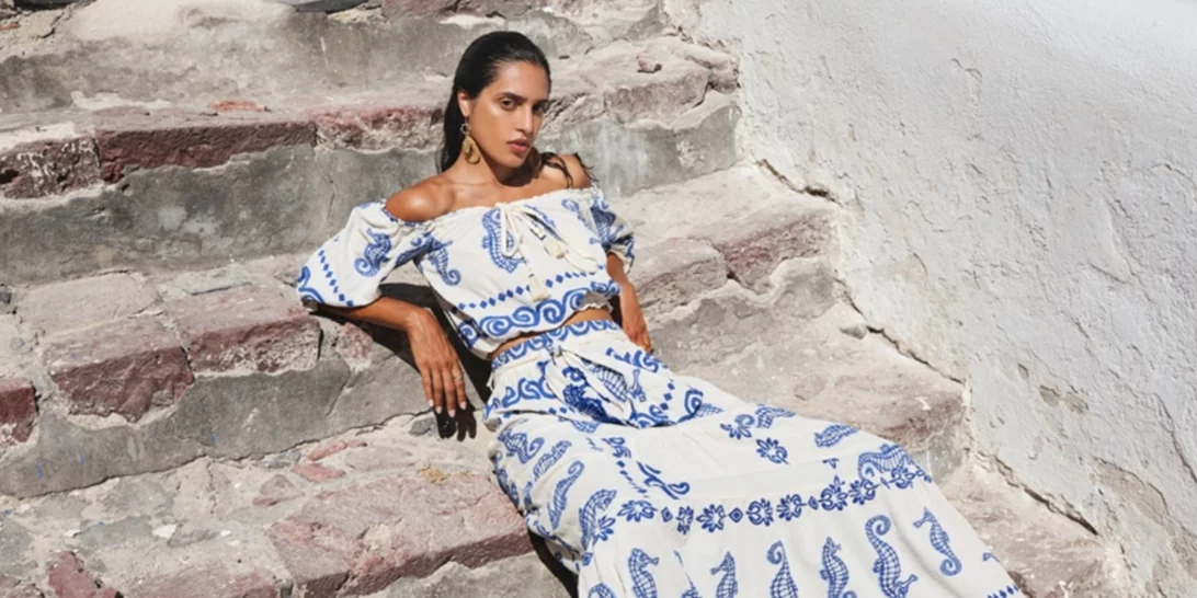 Από την πόλη μέχρι την παραλία | Τα πιο κομψά beachwear κομμάτια από ελληνικά brands για το φετινό καλοκαίρι